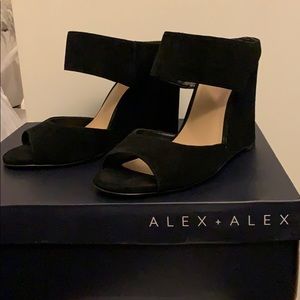 Alex + Alex Wedges